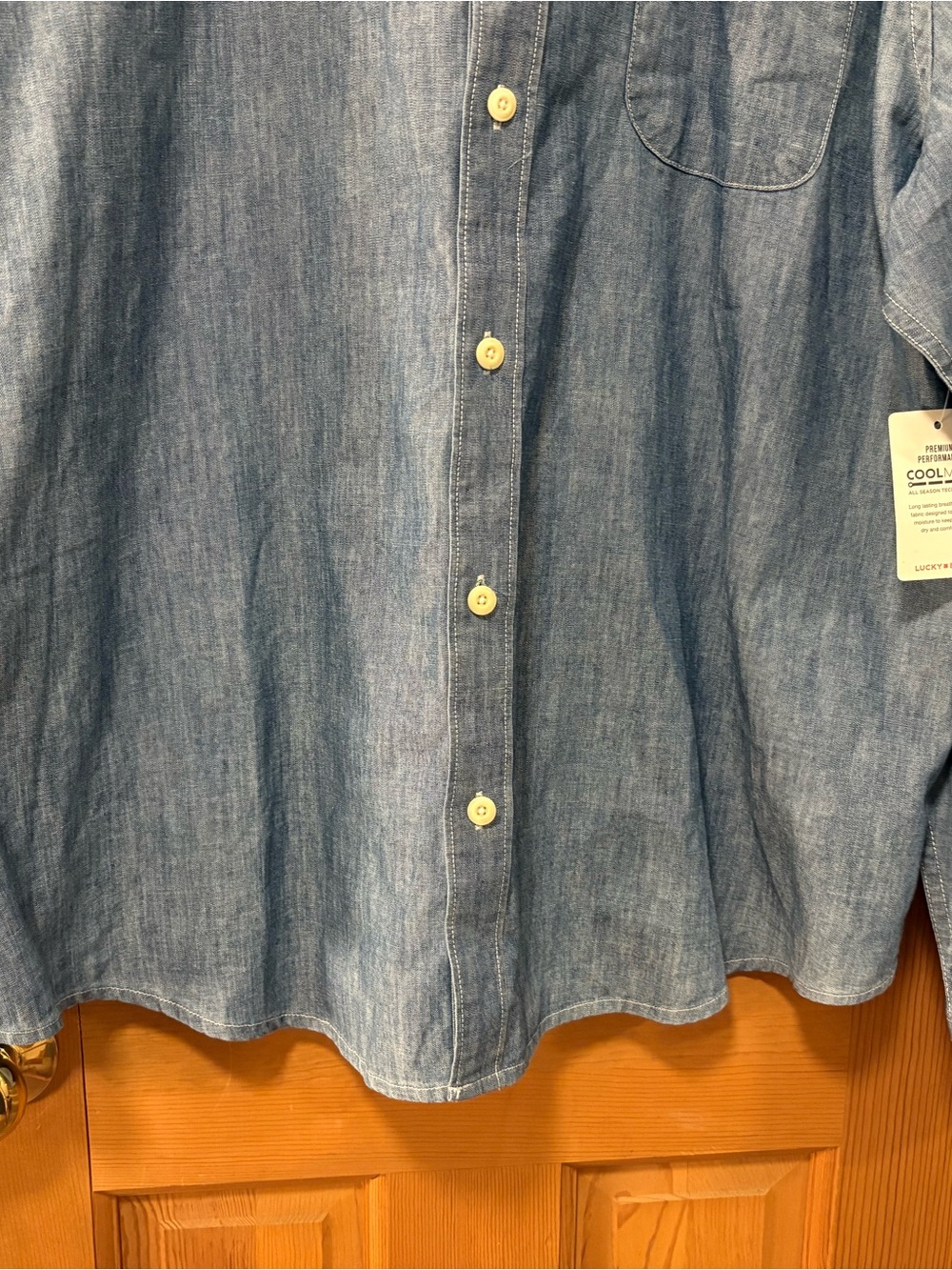 NWT Lucky Brand CoolMax Men's Light Blue Chambray Button-Down Shirt Size XXL - Picture 4 of 12
